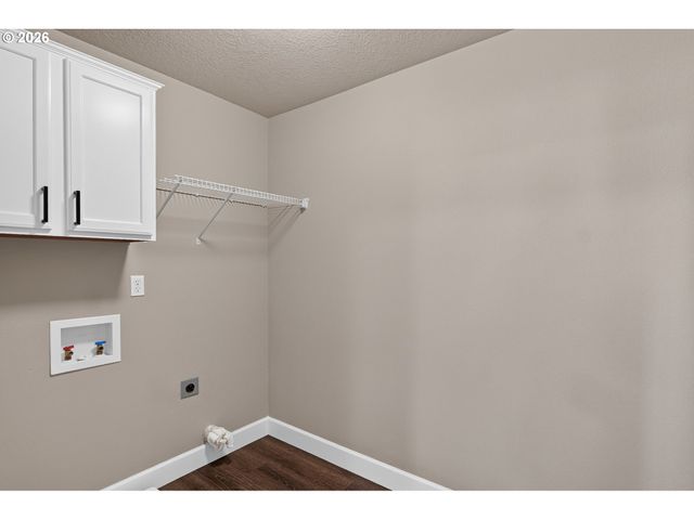 8434 Sw 186TH Ave, Beaverton, OR 97007