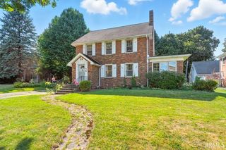 406 S Wayne Street, Angola, IN 46703