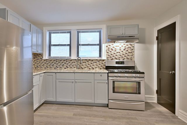1619 Oak Park Avenue, Berwyn, IL 60402