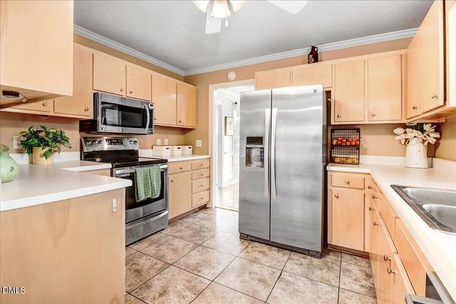 1 Annie V Drive, Clayton, NC 27520