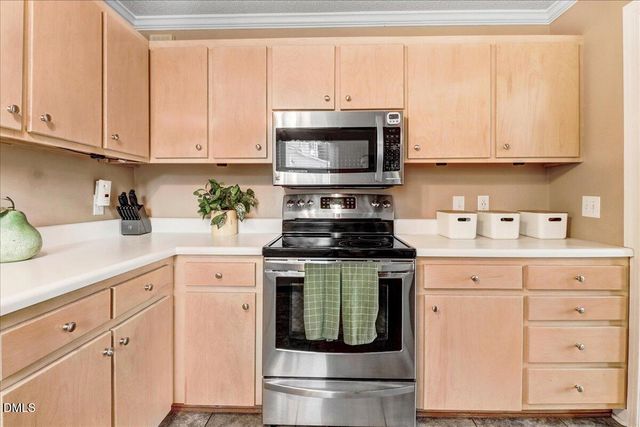 1 Annie V Drive, Clayton, NC 27520