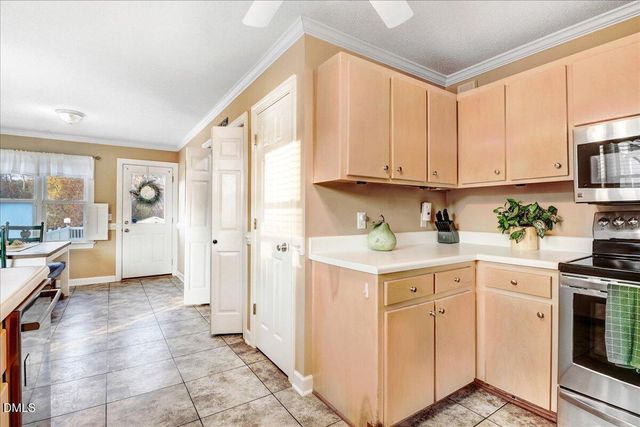 1 Annie V Drive, Clayton, NC 27520