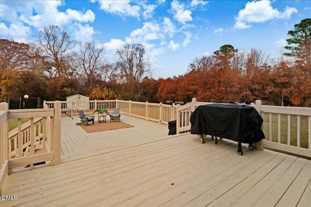 1 Annie V Drive, Clayton, NC 27520