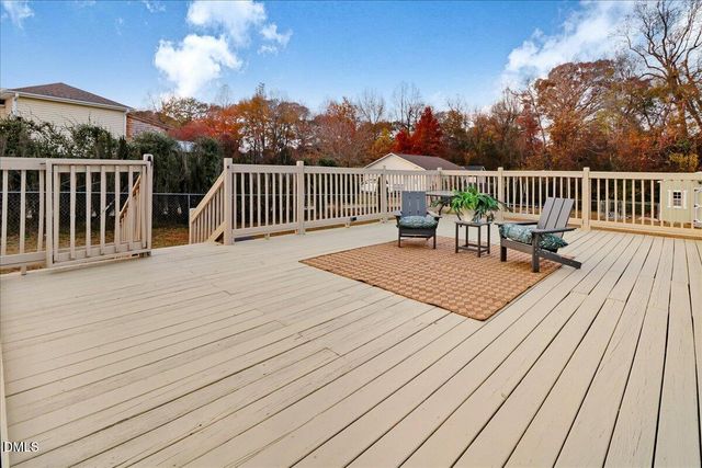 1 Annie V Drive, Clayton, NC 27520