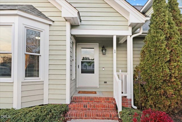 1 Annie V Drive, Clayton, NC 27520