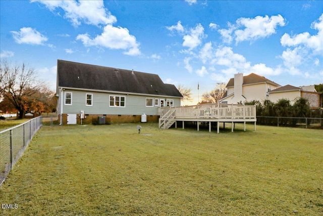 1 Annie V Drive, Clayton, NC 27520