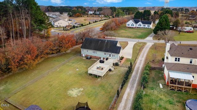 1 Annie V Drive, Clayton, NC 27520