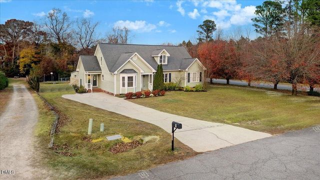 1 Annie V Drive, Clayton, NC 27520