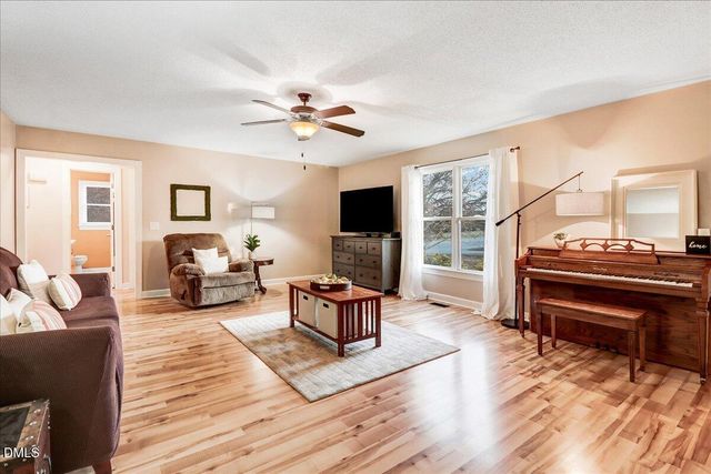 1 Annie V Drive, Clayton, NC 27520