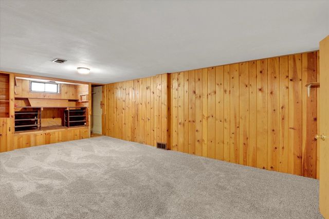 1012 E LACROSSE Ave, Spokane, WA 99207