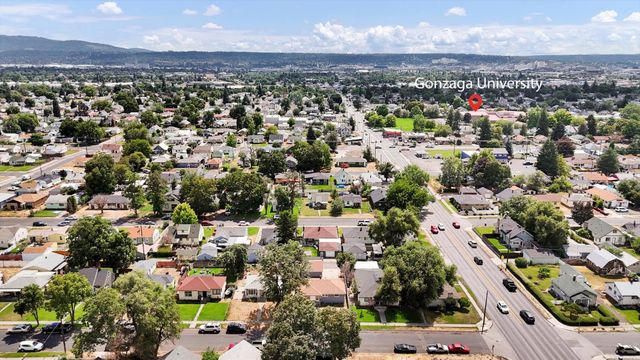 1012 E LACROSSE Ave, Spokane, WA 99207