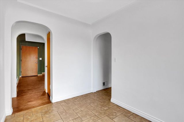 1012 E LACROSSE Ave, Spokane, WA 99207