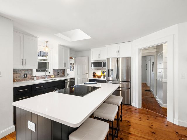 408 W Water Street, Newburgh, IN 47630