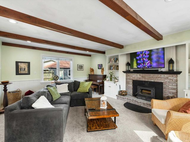 408 W Water Street, Newburgh, IN 47630