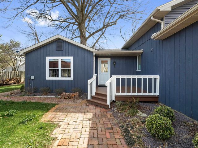 408 W Water Street, Newburgh, IN 47630