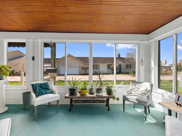 408 W Water Street, Newburgh, IN 47630