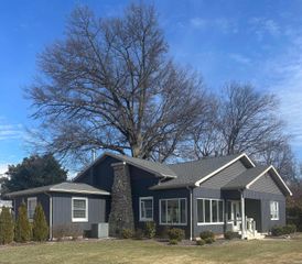 408 W Water Street, Newburgh, IN 47630