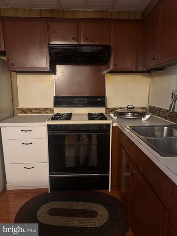 2771 ISLAND AVE, Philadelphia, PA 19153