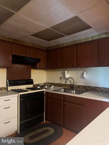 2771 ISLAND AVE, Philadelphia, PA 19153