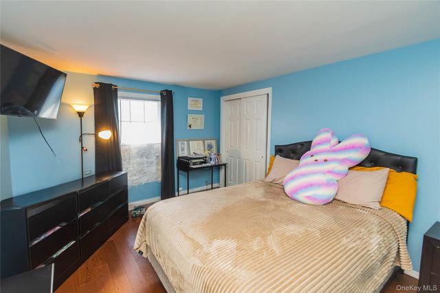 19 Biscayne Blvd, Poughkeepsie, NY 12603