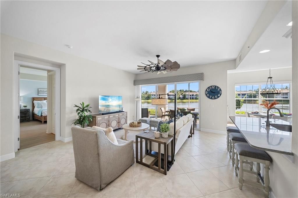 8030 Signature Club CIR 102, NAPLES, FL 34113 — photo 4