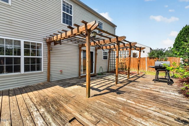 1012 Breeze Lane, Clayton, NC 27520