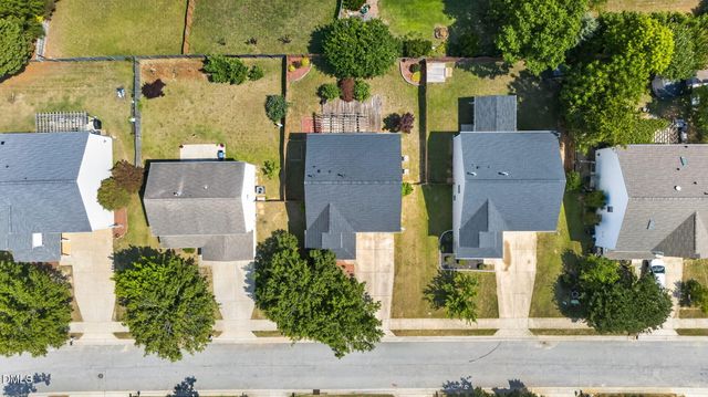 1012 Breeze Lane, Clayton, NC 27520