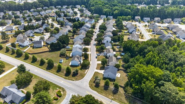 1012 Breeze Lane, Clayton, NC 27520