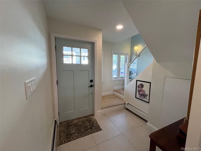 86 Connecticut Avenue, Long Beach, NY 11561