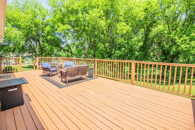 N663 Park DRIVE, Random Lake, WI 53075