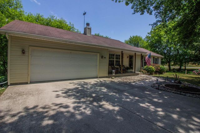 N663 Park DRIVE, Random Lake, WI 53075