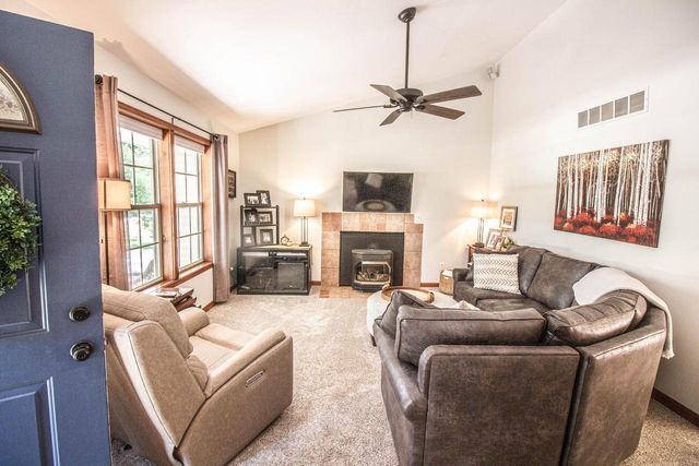 N663 Park DRIVE, Random Lake, WI 53075