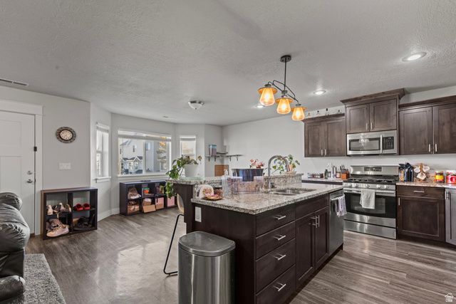 284 W 20 N, Hyrum, UT 84319