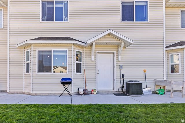 284 W 20 N, Hyrum, UT 84319