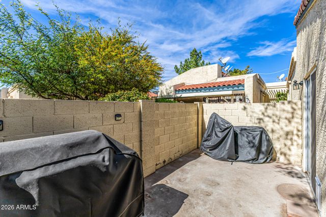 3205 W LOMA Lane 3, Phoenix, AZ 85051
