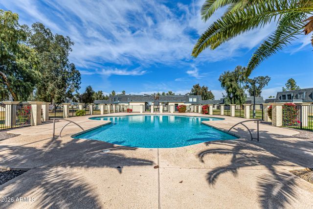 3205 W LOMA Lane 3, Phoenix, AZ 85051