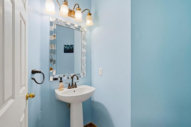 2123 Mossy Trails Dr, Katy, TX 77450