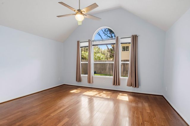 2123 Mossy Trails Dr, Katy, TX 77450