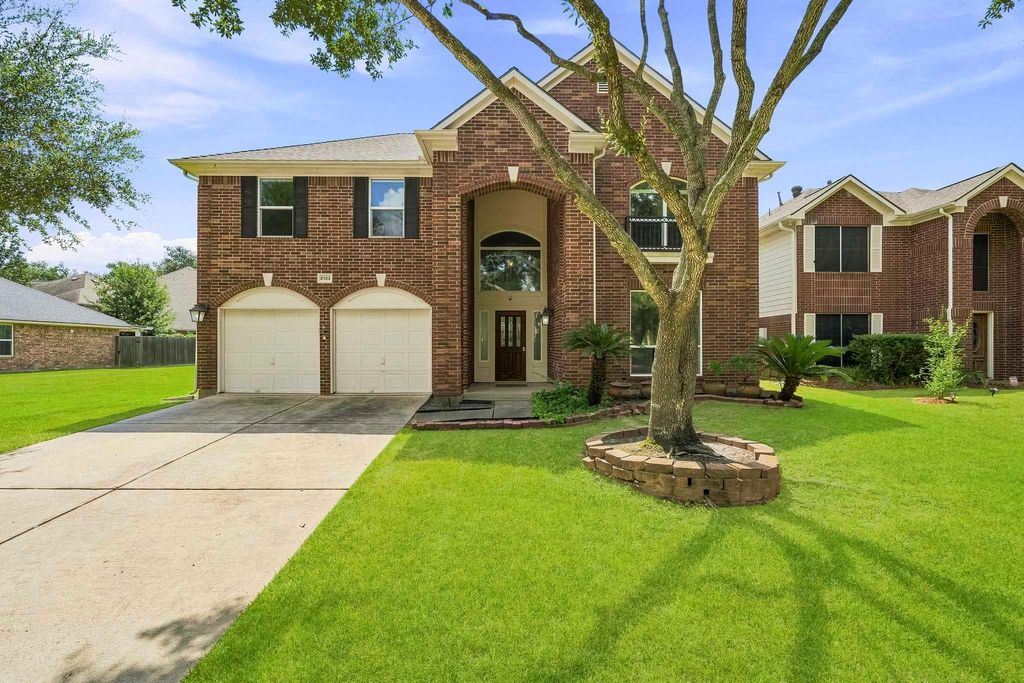 2123 Mossy Trails Dr, Katy, TX 77450