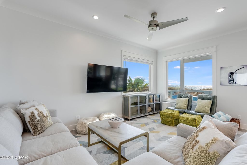 Image 10 of property listing at 9720 Beach Boulevard, Panama City Beach, FL 32408