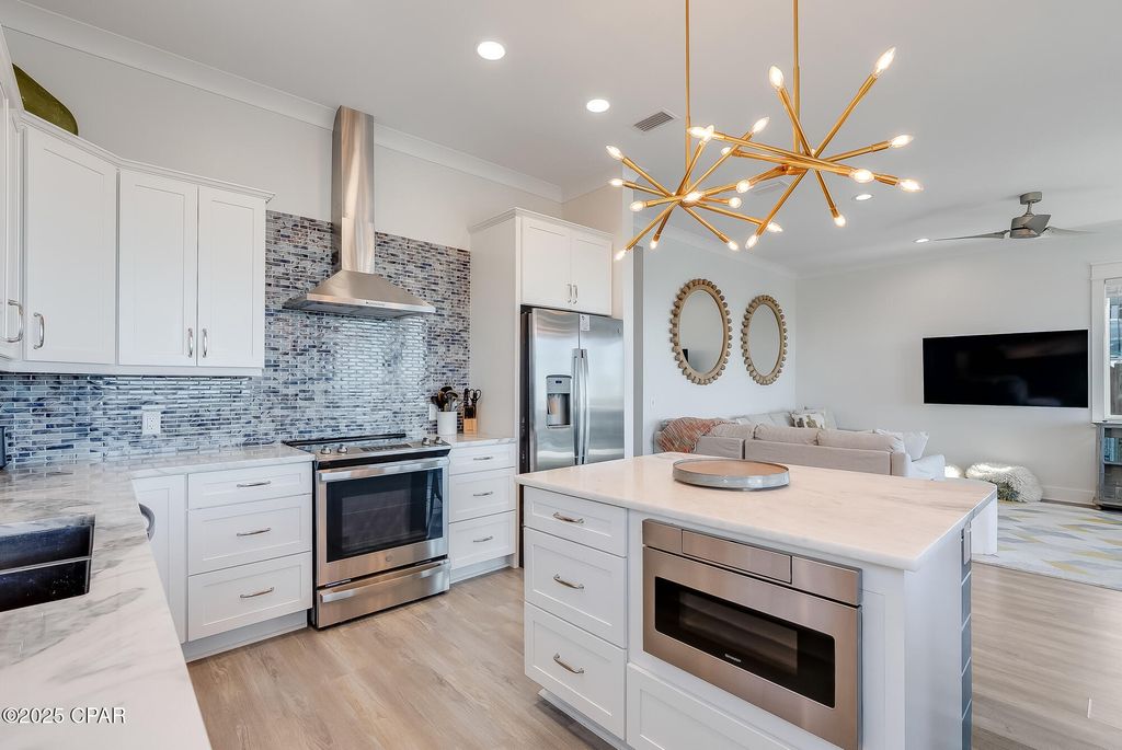 Image 19 of property listing at 9720 Beach Boulevard, Panama City Beach, FL 32408