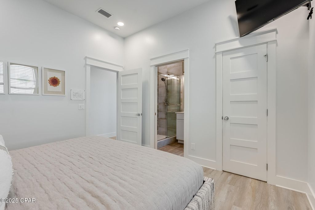 Image 36 of property listing at 9720 Beach Boulevard, Panama City Beach, FL 32408