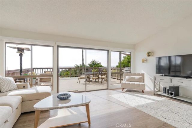 11813 Ellice Street, Malibu, CA 90265