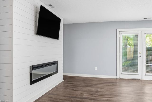 3903 Kiwanis CT, Virginia Beach, VA 23456