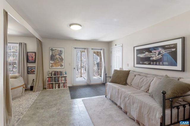 37 WEST LAKE FOREST DR, Palmyra, VA 22963