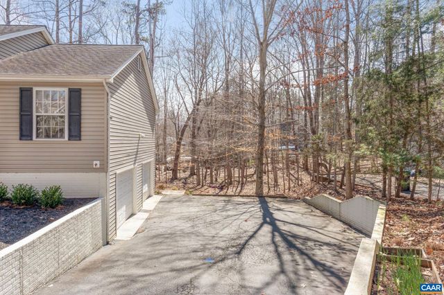 37 WEST LAKE FOREST DR, Palmyra, VA 22963