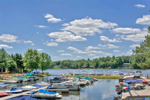 37 WEST LAKE FOREST DR, Palmyra, VA 22963