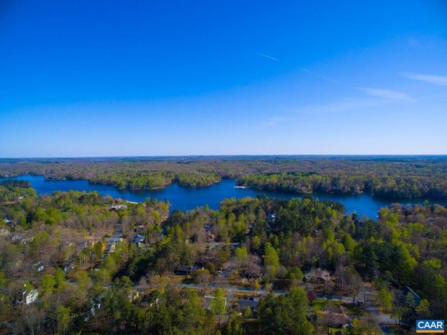 37 WEST LAKE FOREST DR, Palmyra, VA 22963