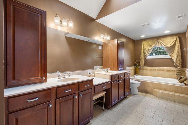22417 Hughes Street, Frankfort, IL 60423