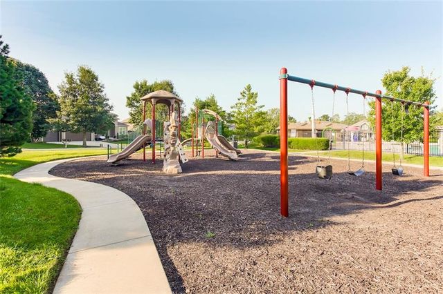 16737 S Ripley Street, Olathe, KS 66062